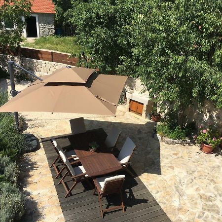 Holiday Home Cvita Лозовац Экстерьер фото